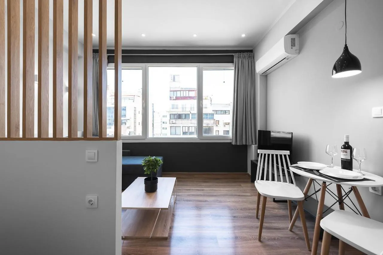 Wallstreet, The Luxury Suites 테살로니키 아파트