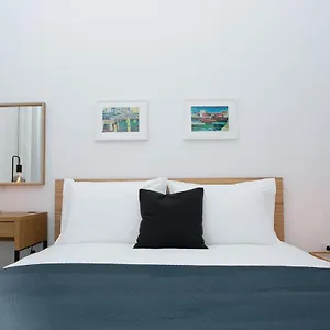 Spacious Luminous Daire